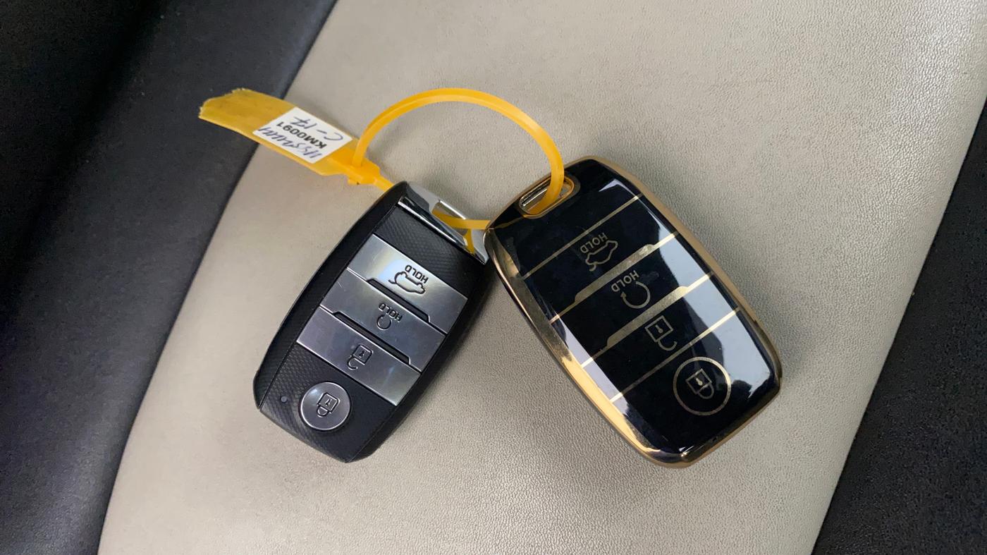 2023 KIA SELTOS HTK PLUS 1.5 IMT, Petrol, Manual, 57,715 km, Key Close Up