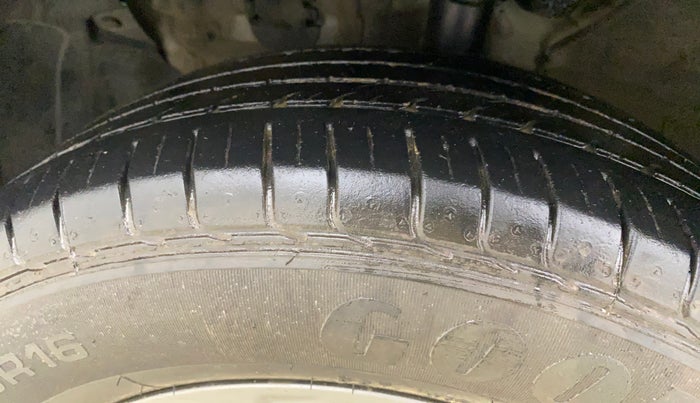 2023 KIA SELTOS HTK PLUS 1.5 IMT, Petrol, Manual, 57,754 km, Left Front Tyre Tread