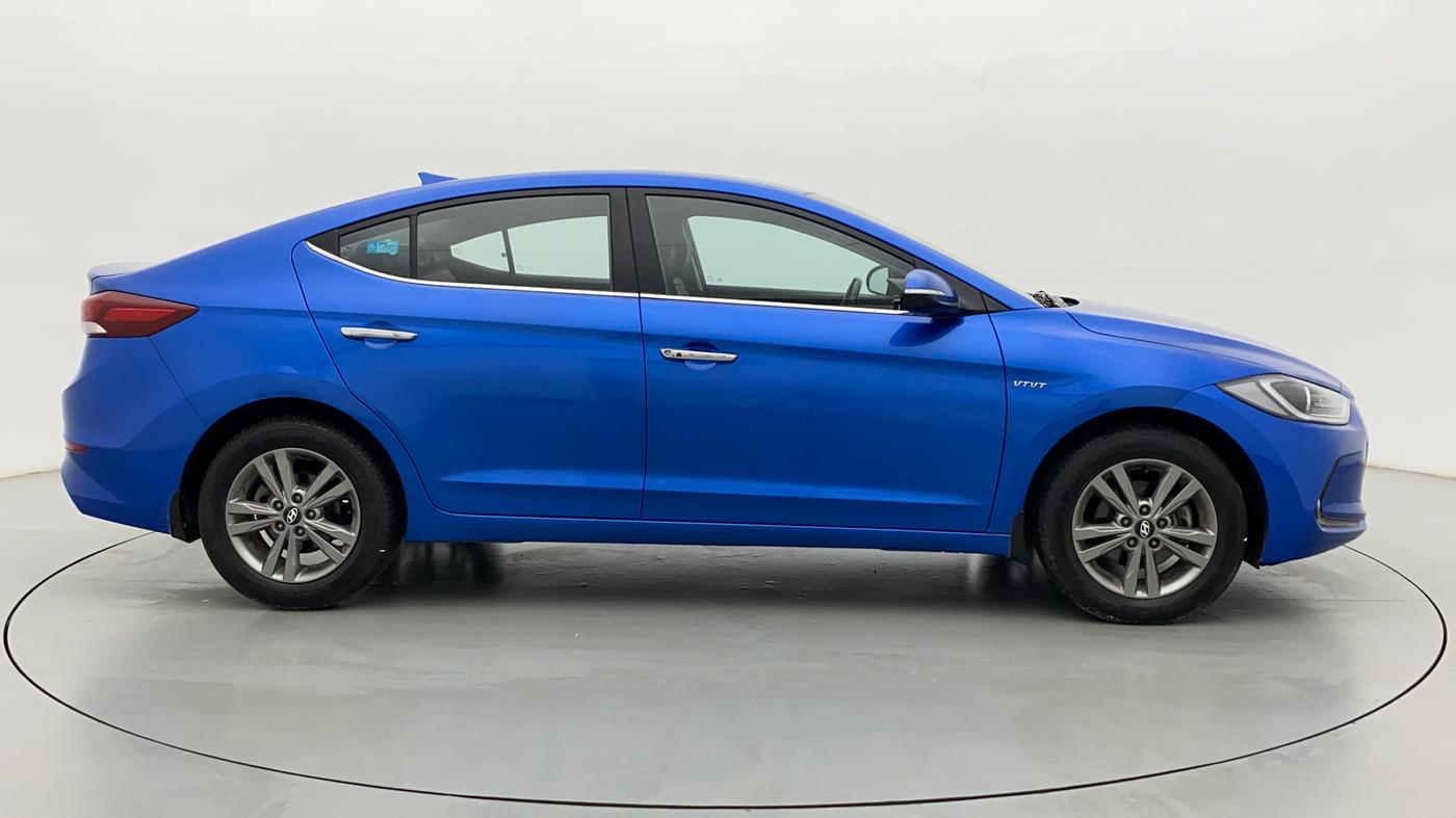 2016 Hyundai New Elantra 2.0 SX AT PETROL, Petrol, Automatic, 39,077 km, Right Side View
