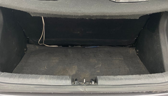 2018 Hyundai Elite i20 MAGNA EXECUTIVE 1.2, Petrol, Manual, 58,858 km, Boot Inside