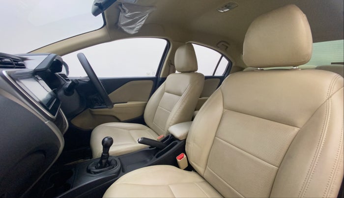 2022 Honda City 1.5L I-VTEC SV, Petrol, Manual, 25,656 km, Right Side Front Door Cabin