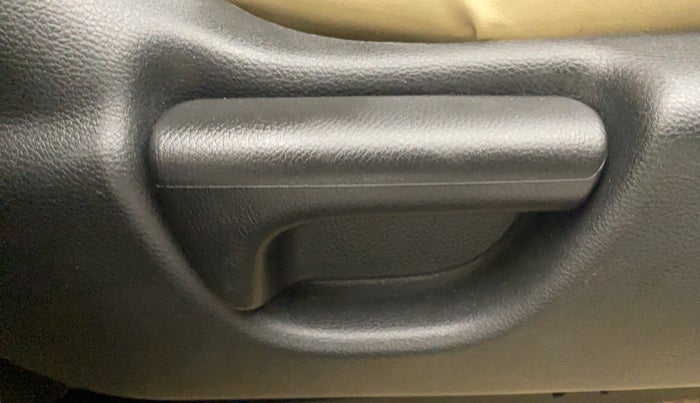 2022 Honda City 1.5L I-VTEC SV, Petrol, Manual, 25,656 km, Driver Side Adjustment Panel