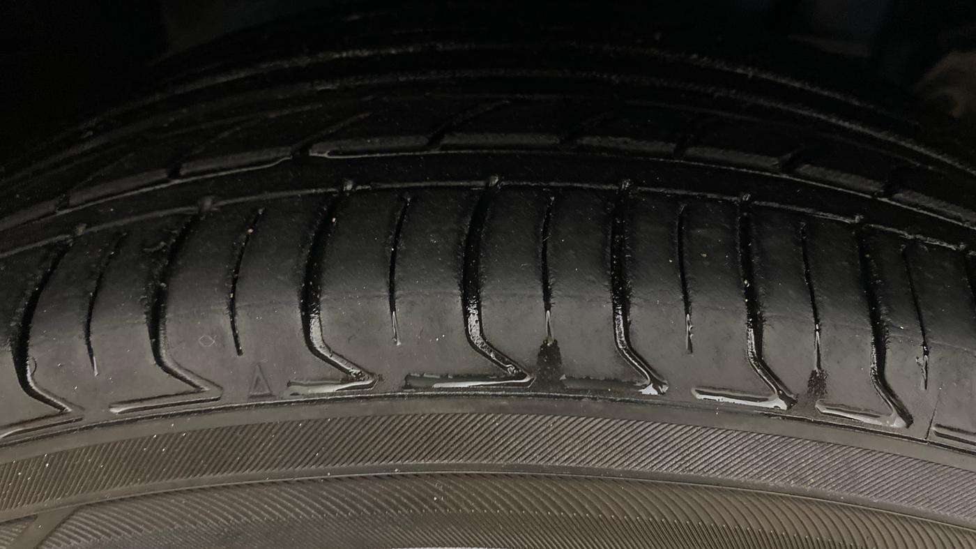 2018 Ford Ecosport TREND + 1.5L PETROL AT, Petrol, Automatic, 88,638 km, Right Front Tyre Tread