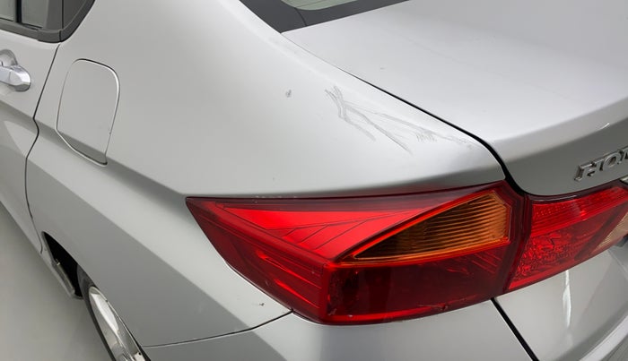 2016 Honda City 1.5L I-VTEC VX (O) MT, Petrol, Manual, 91,946 km, Left quarter panel - Minor scratches