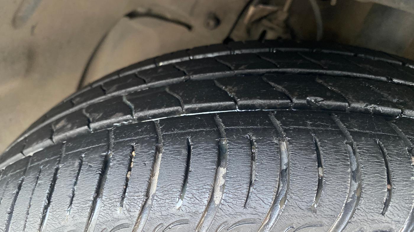 2024 Tata Tiago XM CNG, CNG, Manual, 46,139 km, Left Front Tyre Tread