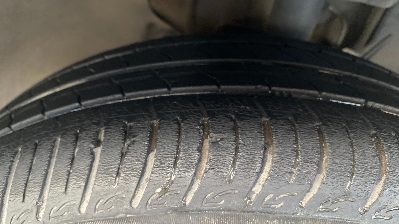 2024 Tata Tiago XM CNG, CNG, Manual, 46,139 km, Right Front Tyre Tread