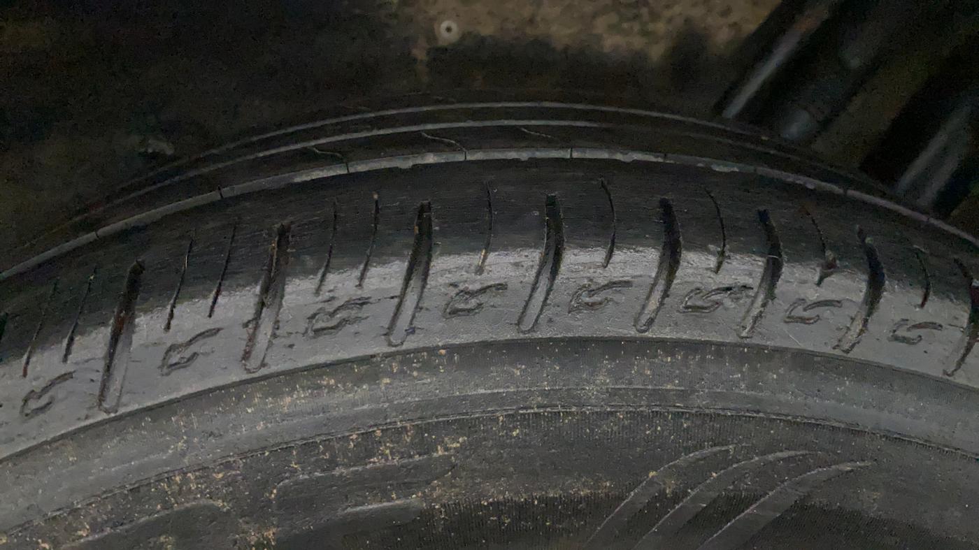 2018 Mahindra MARAZZO M6 7 STR, Diesel, Manual, 97,609 km, Left Rear Tyre Tread