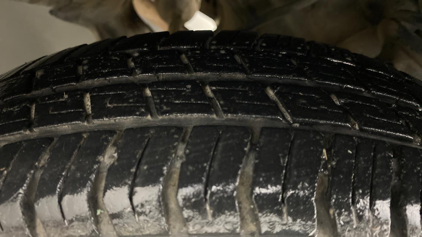 2013 Maruti Alto 800 LXI, Petrol, Manual, 70,968 km, Right Front Tyre Tread
