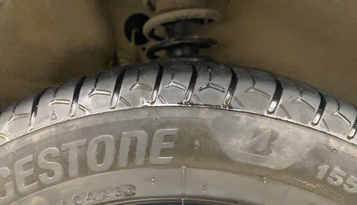 2016 Maruti Alto K10 VXI, Petrol, Manual, 69,833 km, Right Front Tyre Tread