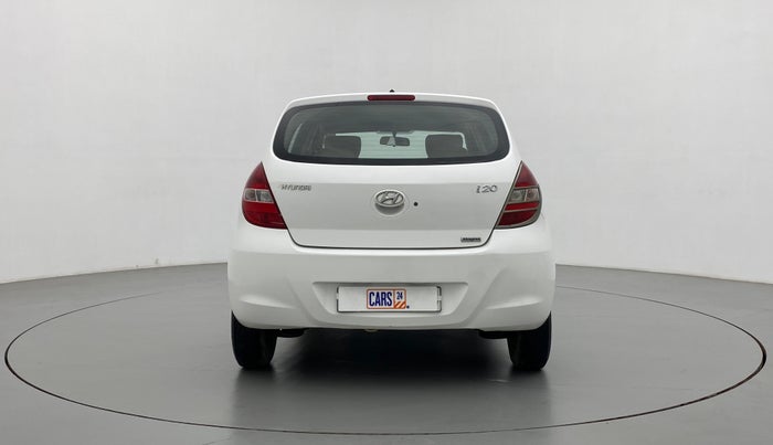 2011 Hyundai i20 MAGNA 1.2, Petrol, Manual, 1,23,488 km, Back/Rear