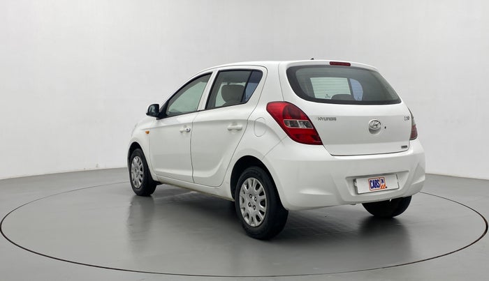 2011 Hyundai i20 MAGNA 1.2, Petrol, Manual, 1,23,488 km, Left Back Diagonal