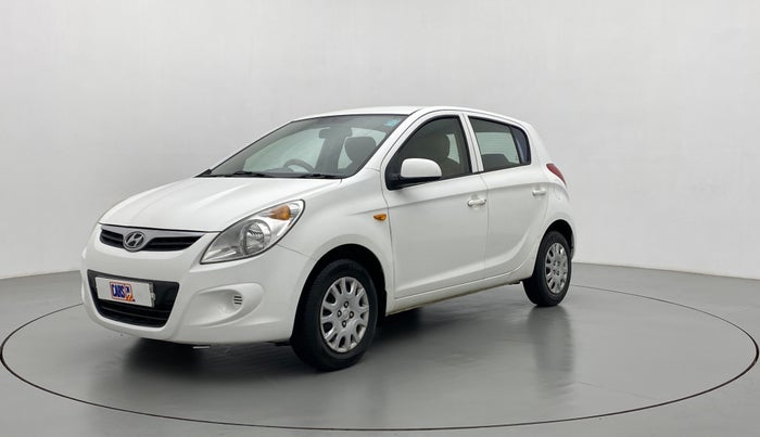 2011 Hyundai i20 MAGNA 1.2, Petrol, Manual, 1,23,488 km, Left Front Diagonal