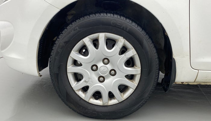 2011 Hyundai i20 MAGNA 1.2, Petrol, Manual, 1,23,488 km, Left Front Wheel