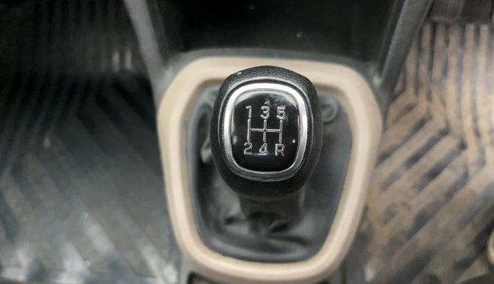 2016 Hyundai Grand i10 SPORTZ 1.2 KAPPA VTVT, Petrol, Manual, 70,202 km, Gear Lever