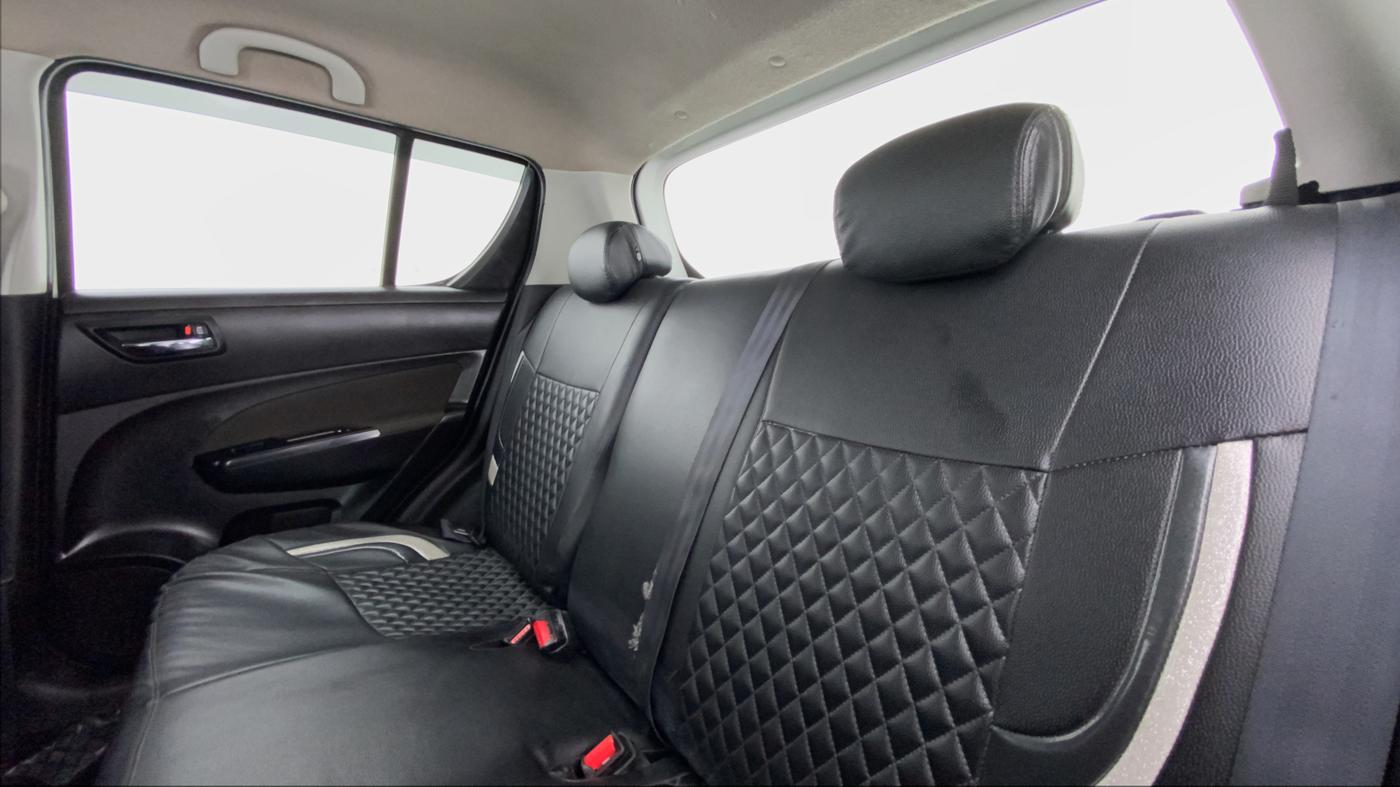 2017 Maruti Swift VXI D, Petrol, Manual, 47,177 km, Right Side Rear Door Cabin