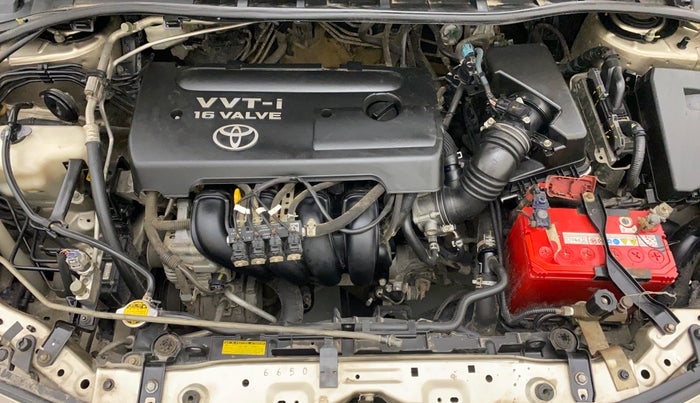 2011 Toyota Corolla Altis G CNG, CNG, Manual, 53,670 km, Open Bonet