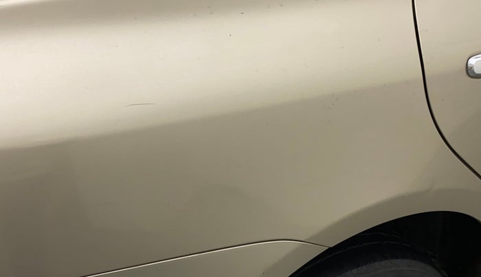 2011 Toyota Corolla Altis G CNG, CNG, Manual, 53,670 km, Right quarter panel - Minor scratches