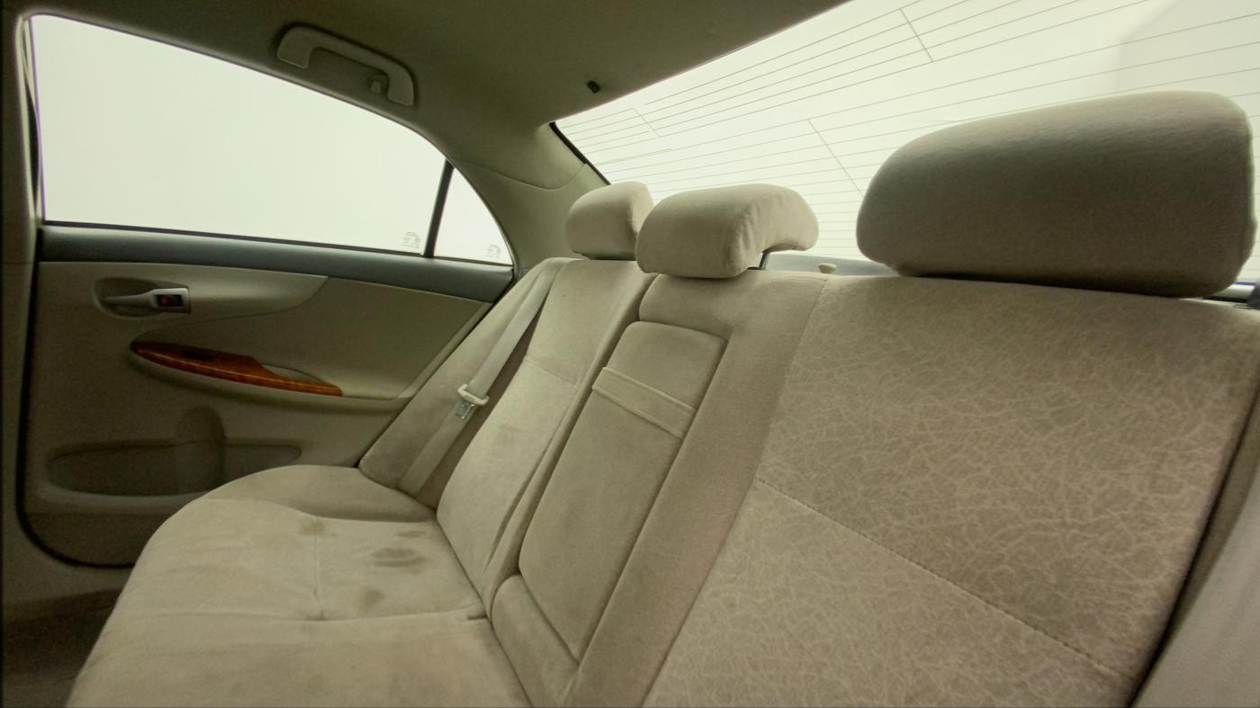 2011 Toyota Corolla Altis G CNG, CNG, Manual, 53,670 km, Right Side Rear Door Cabin
