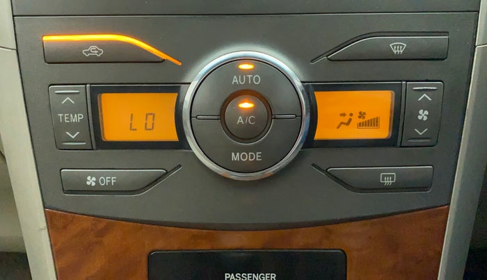 2011 Toyota Corolla Altis G CNG, CNG, Manual, 53,670 km, Automatic Climate Control