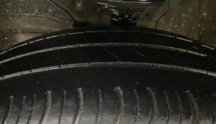 2020 Maruti S PRESSO VXI+, Petrol, Manual, 1,09,933 km, Left Front Tyre Tread