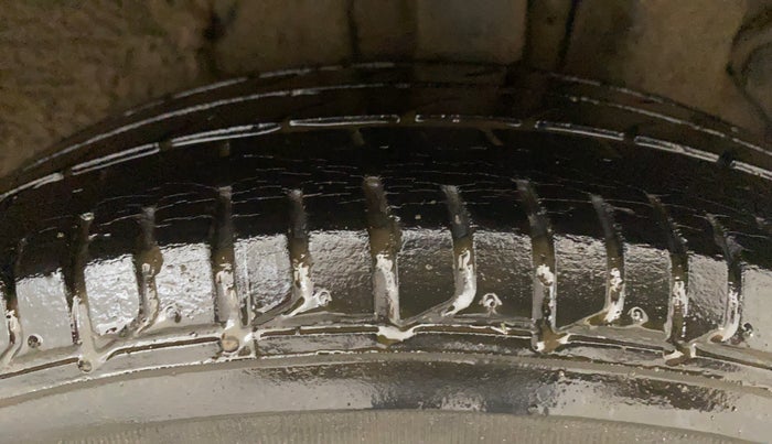 2018 Hyundai Elite i20 ASTA 1.2  CVT, Petrol, Automatic, 35,676 km, Left Rear Tyre Tread