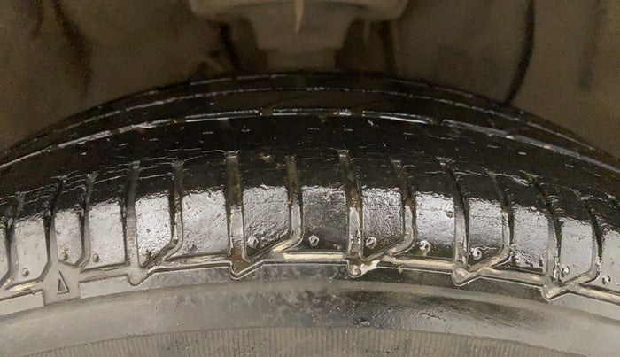 2018 Hyundai Elite i20 ASTA 1.2  CVT, Petrol, Automatic, 35,676 km, Right Front Tyre Tread