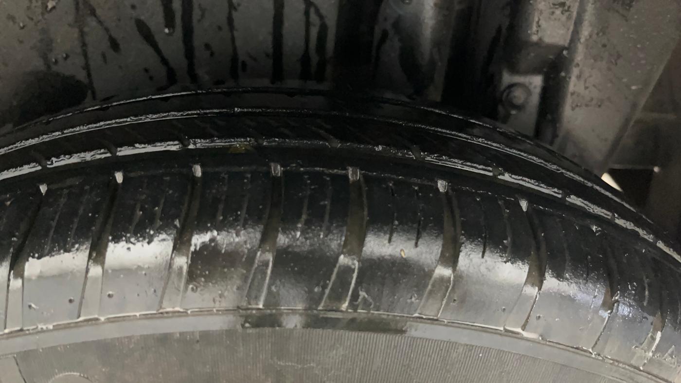 2016 Maruti Swift VXI, Petrol, Manual, 55,567 km, Left Rear Tyre Tread