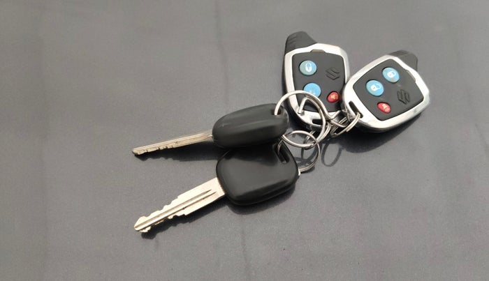 2017 Maruti Alto K10 VXI (O) AMT, Petrol, Automatic, 34,122 km, Key Close Up