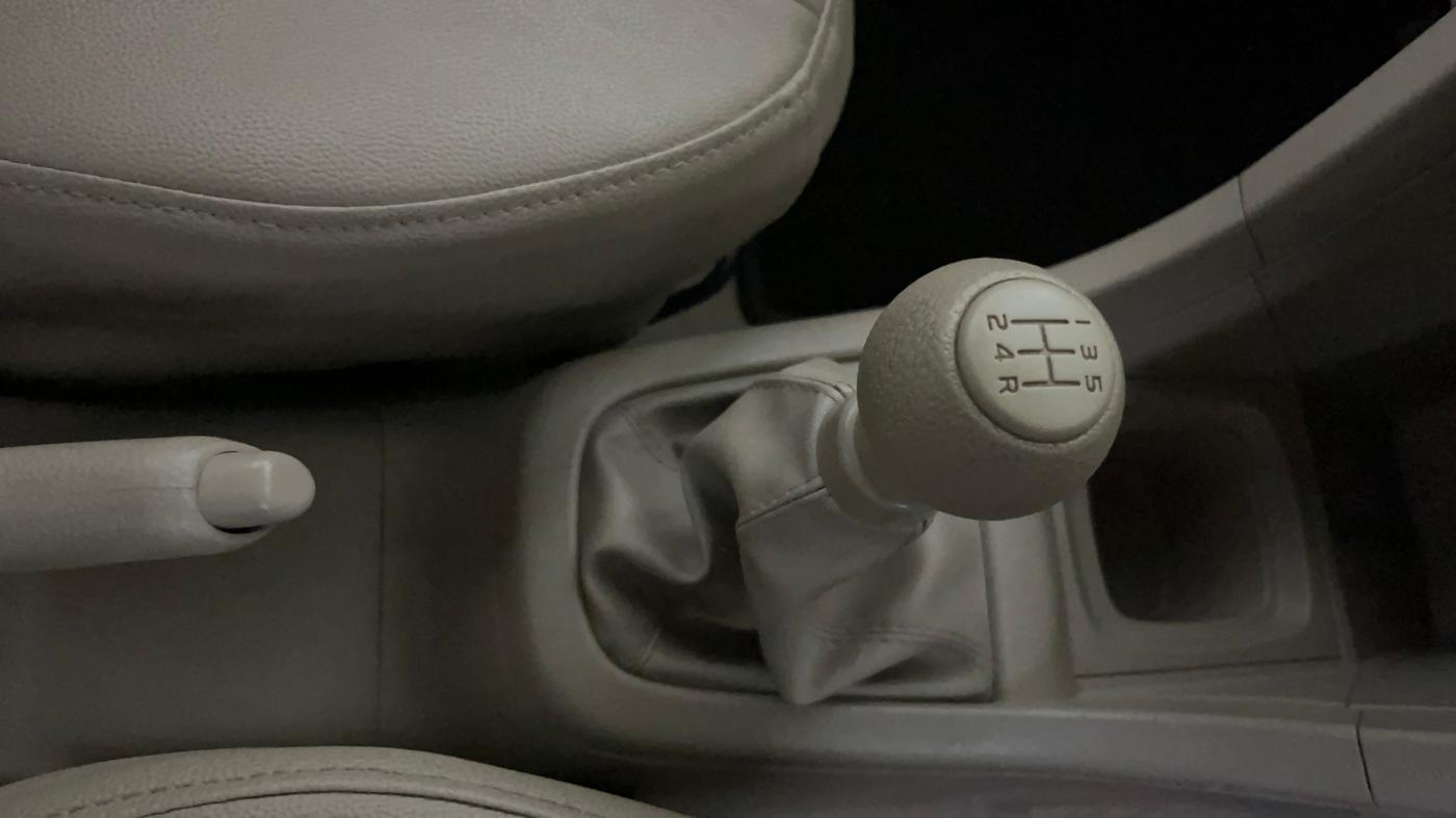 2020 Maruti Swift Dzire TOUR S-CNG, CNG, Manual, 29,641 km, Gear Lever