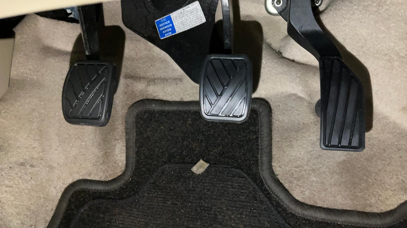 2020 Maruti Swift Dzire TOUR S-CNG, CNG, Manual, 29,641 km, Pedals
