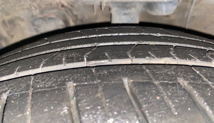 2022 Hyundai Creta SX 1.5 PETROL, Petrol, Manual, 21,712 km, Left Front Tyre Tread