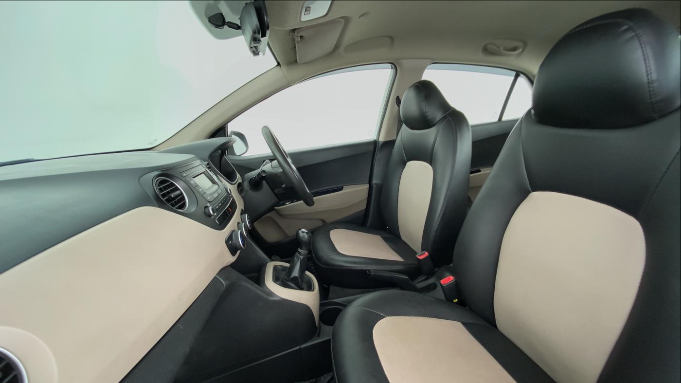 2018 Hyundai Xcent E PLUS, Petrol, Manual, 60,486 km, Right Side Front Door Cabin