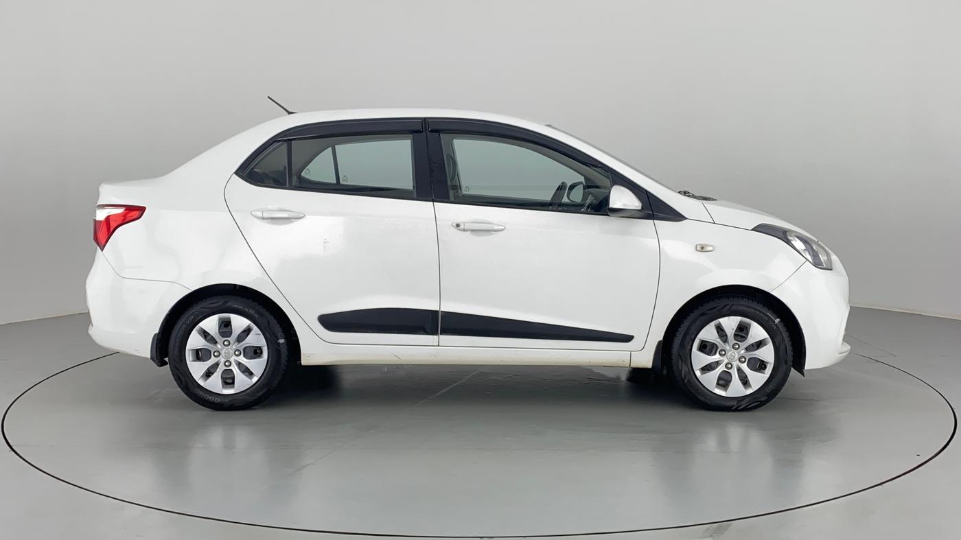 2018 Hyundai Xcent E PLUS, Petrol, Manual, 60,486 km, Right Side View