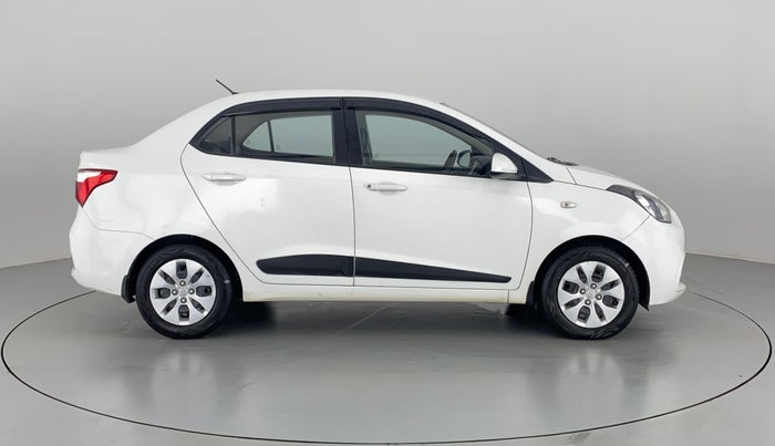 2018 Hyundai Xcent E PLUS, Petrol, Manual, 60,486 km, Right Side View