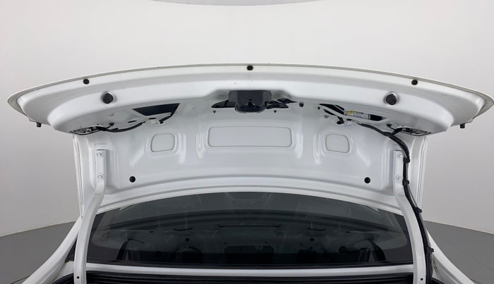 2018 Hyundai Xcent E PLUS, Petrol, Manual, 60,486 km, Boot Door Open