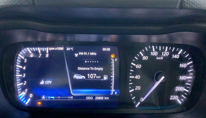 2020 Tata ALTROZ XZ 1.2, Petrol, Manual, 23,979 km, Odometer Image