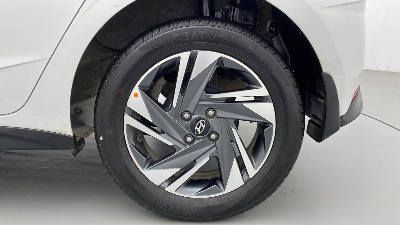 2021 Hyundai NEW I20 ASTA (O) 1.2 MT, Petrol, Manual, 9,217 km, Left Rear Wheel