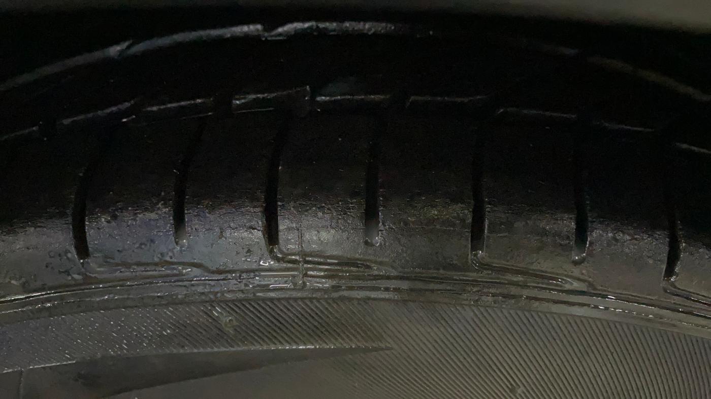 2017 Honda WR-V 1.2L I-VTEC S MT, Petrol, Manual, 80,809 km, Right Front Tyre Tread