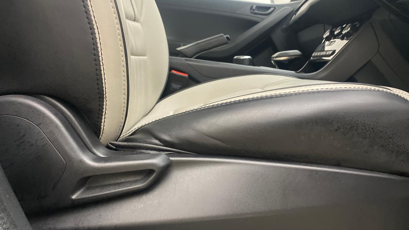 2025 Tata NEXON Smart Plus 1.2 Revotron 6 AMT, Petrol, Automatic, 13,411 km, Driver Side Adjustment Panel