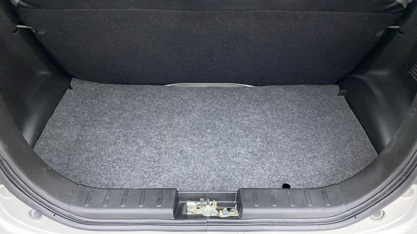 2021 Maruti Alto LXI, Petrol, Manual, 5,604 km, Boot Inside
