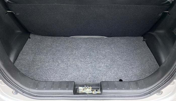 2021 Maruti Alto LXI, Petrol, Manual, 5,604 km, Boot Inside