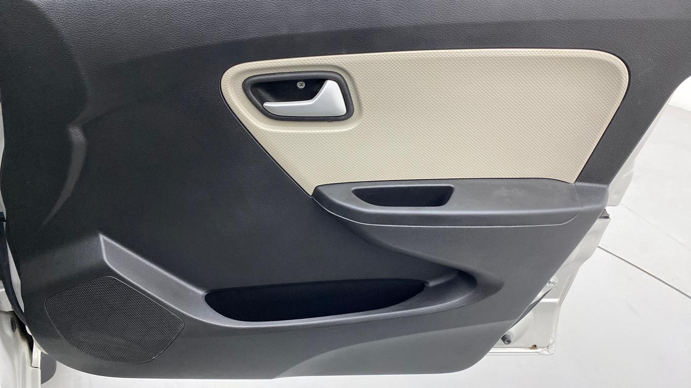 2021 Maruti Alto LXI, Petrol, Manual, 5,604 km, Driver Side Door Panels Control
