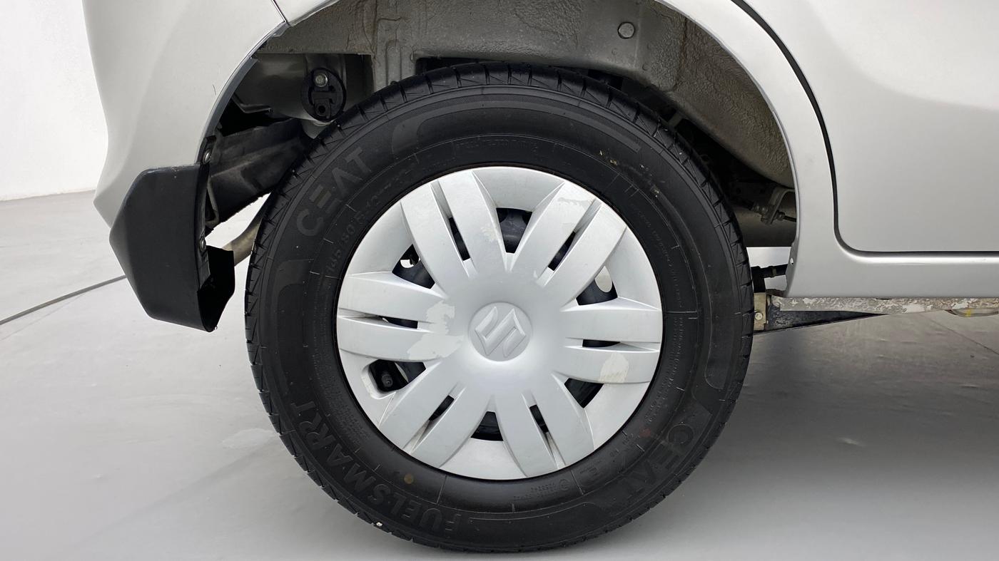 2021 Maruti Alto LXI, Petrol, Manual, 5,604 km, Right Rear Wheel