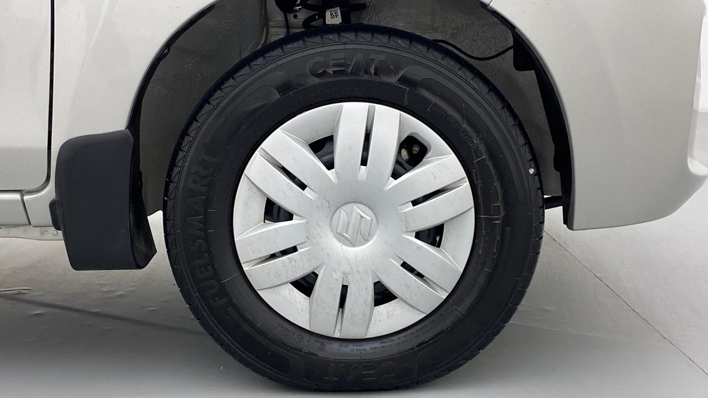 2021 Maruti Alto LXI, Petrol, Manual, 5,604 km, Right Front Wheel