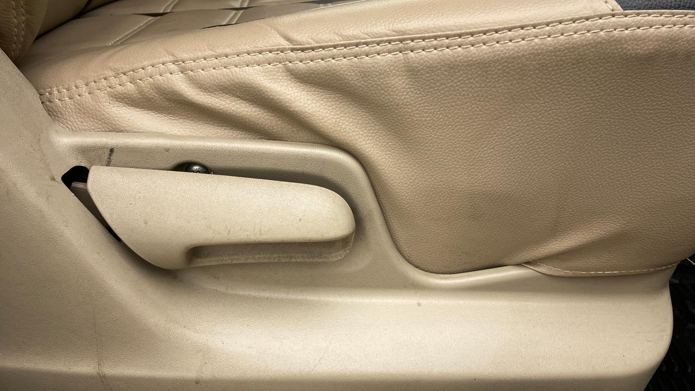 2015 Maruti Swift Dzire VDI BS IV, Diesel, Manual, 98,556 km, Driver Side Adjustment Panel