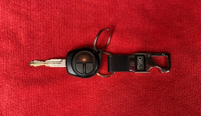2015 Maruti Swift Dzire VDI BS IV, Diesel, Manual, 98,556 km, Key Close Up