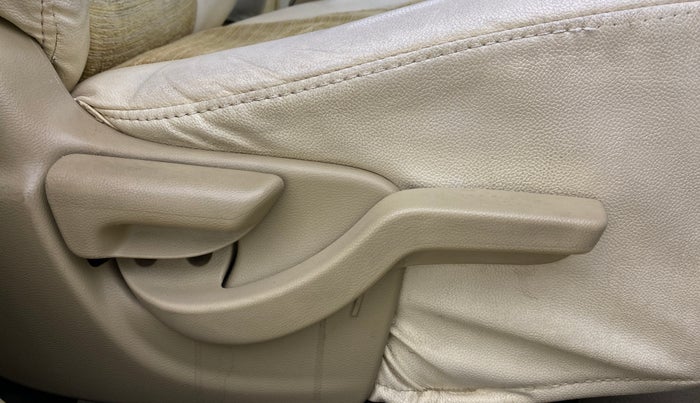 2016 Honda Amaze 1.2L I-VTEC S, Petrol, Manual, 56,575 km, Driver Side Adjustment Panel