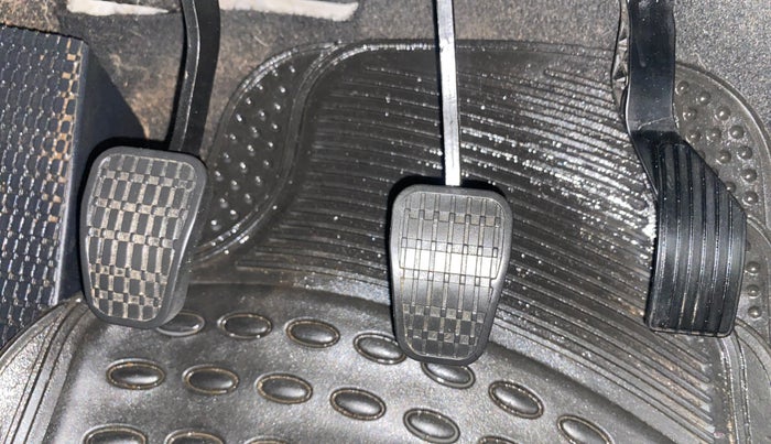 2025 Tata ALTROZ XM PLUS CNG, CNG, Manual, 40,018 km, Pedals