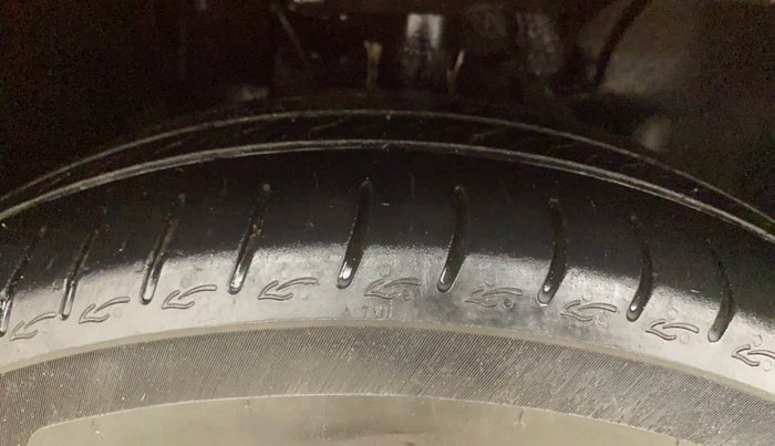 2025 Tata ALTROZ XM PLUS CNG, CNG, Manual, 40,018 km, Right Front Tyre Tread