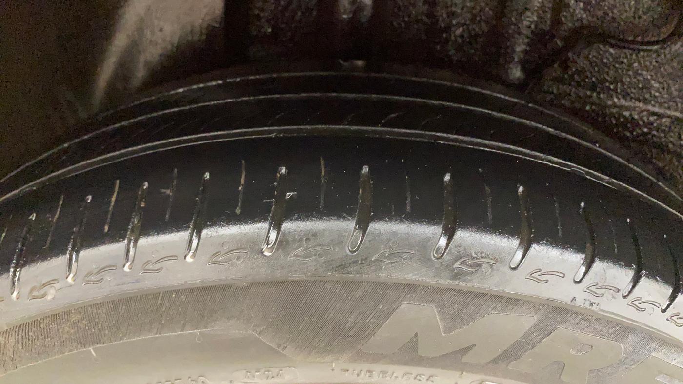 2025 Tata ALTROZ XM PLUS CNG, CNG, Manual, 40,026 km, Right Rear Tyre Tread